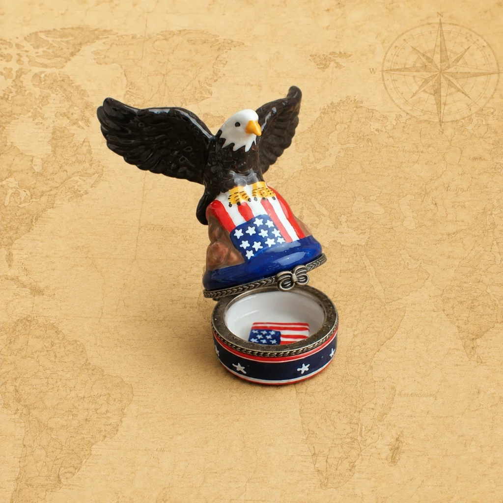 Ceramic souvenir jewelry box featuring American bald eagle United States souvenir theme