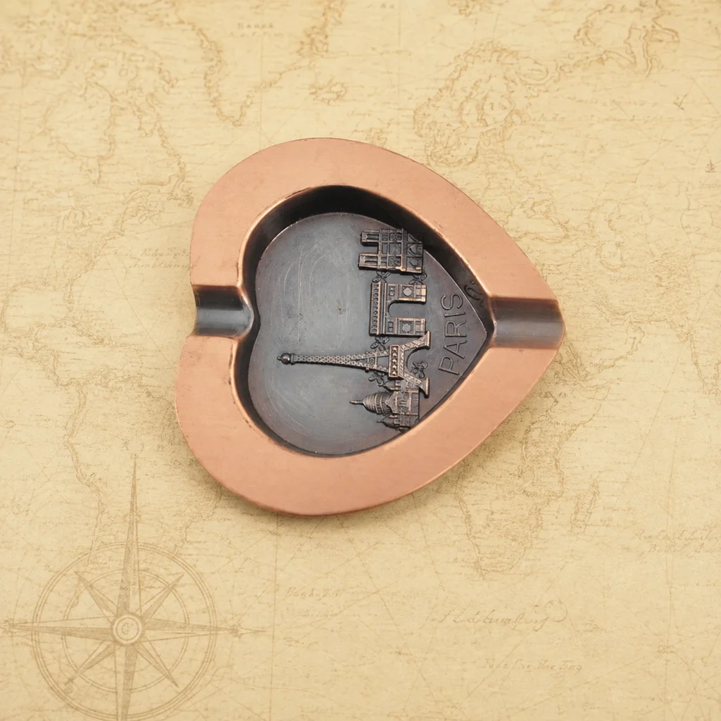 Personalized Paris heart metal souvenir ashtray manufacturer