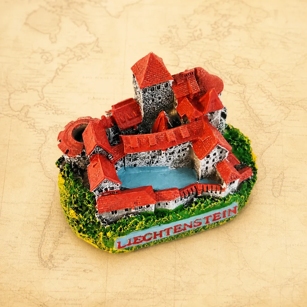 Customized Vaduz Castle Liechtenstein polyresin figurine